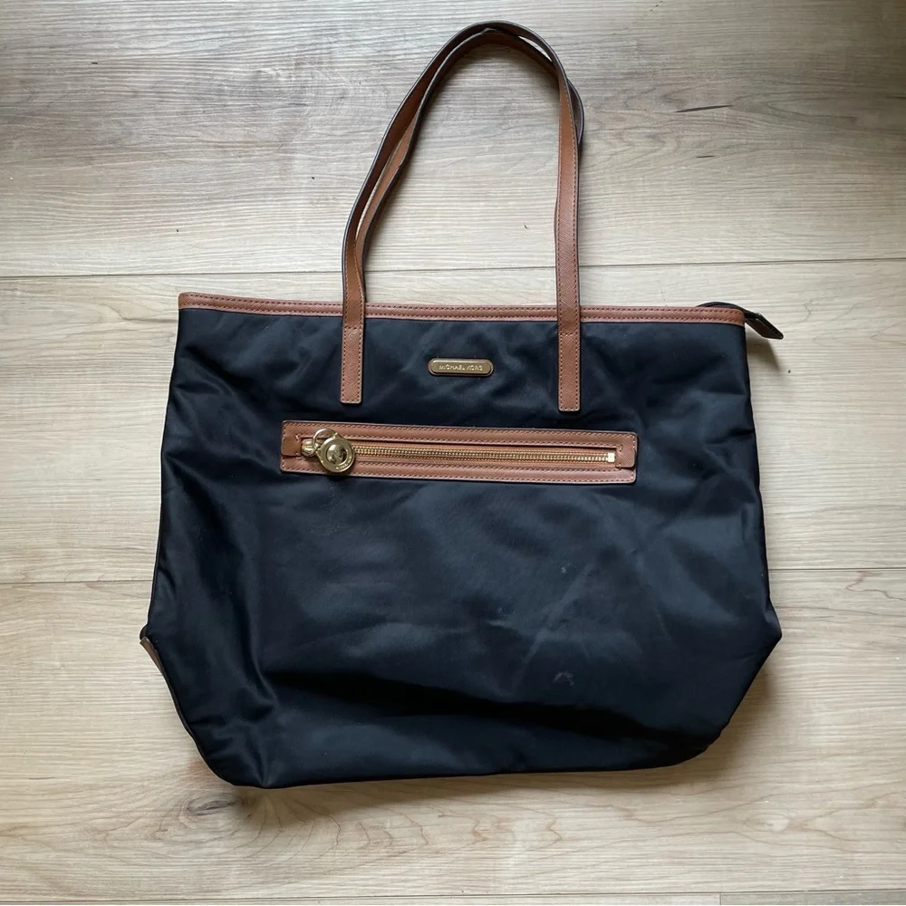 Michael Kors LargeBlack Nylon Kempton Tote  16”W x 13.25”H x 5.25”D
